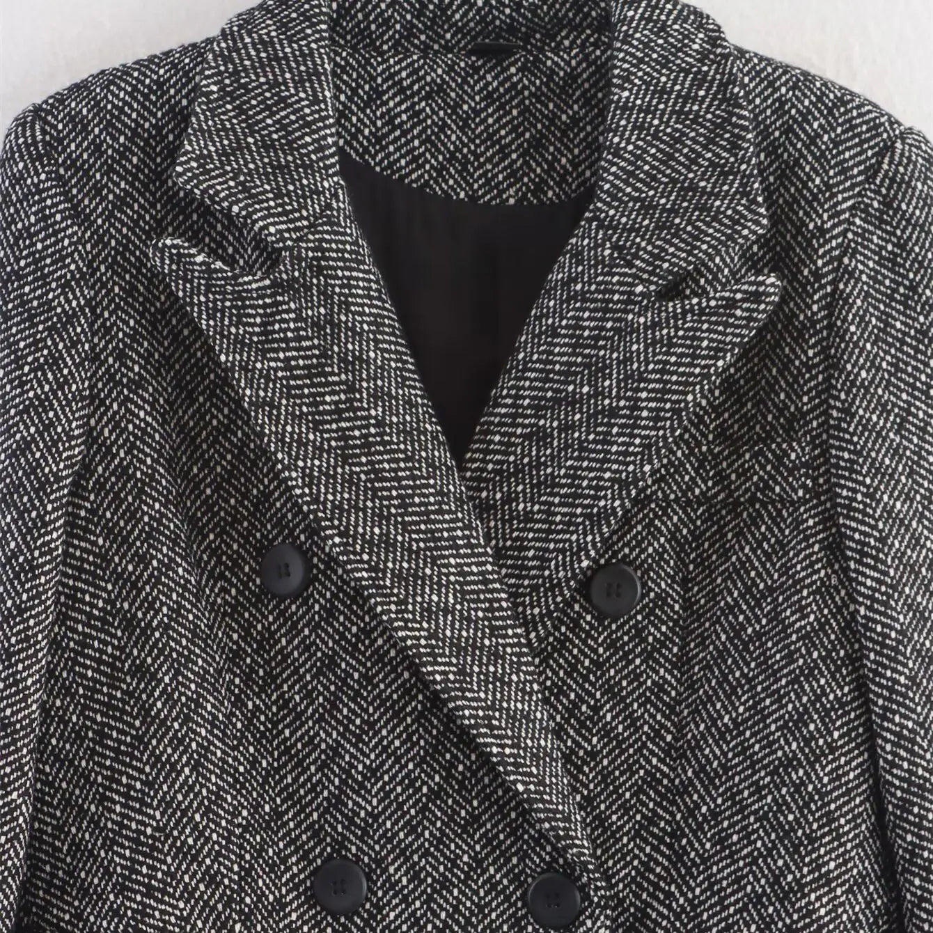 British Style Plaid Coat – Medium - Length Office Chic - LunaKit.LTD