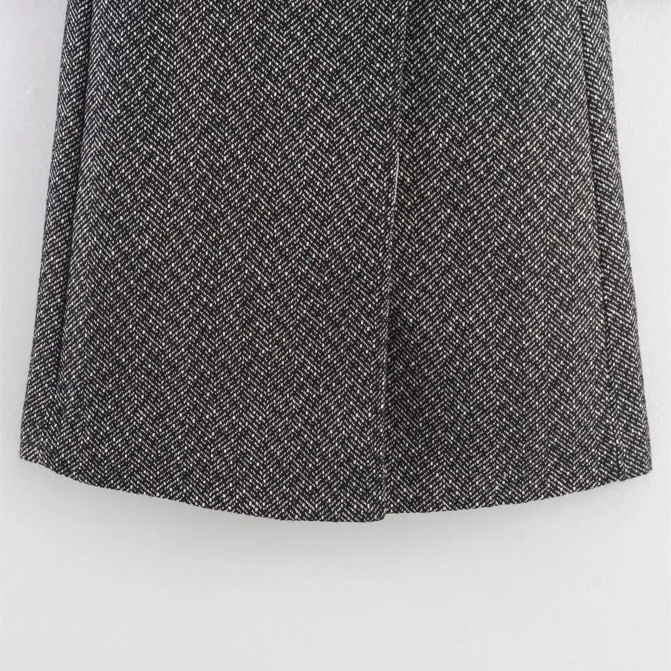 British Style Plaid Coat – Medium - Length Office Chic - LunaKit.LTD