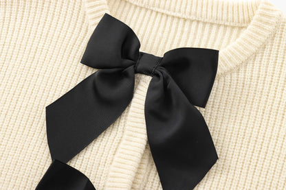 Long - Sleeve Knit Sweater – Feminine Minimal Chic - LunaKit.LTD