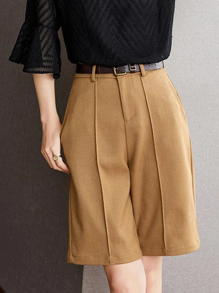 Loose Fit Five - Point Shorts – Elegant Commuter Style - LunaKit.LTD