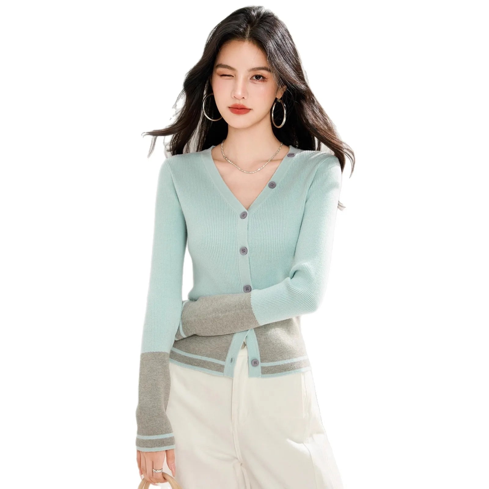 Slim Fit Knit Sweater – Minimal High - End Look - LunaKit.LTD