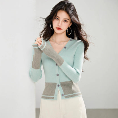 Slim Fit Knit Sweater – Minimal High - End Look - LunaKit.LTD