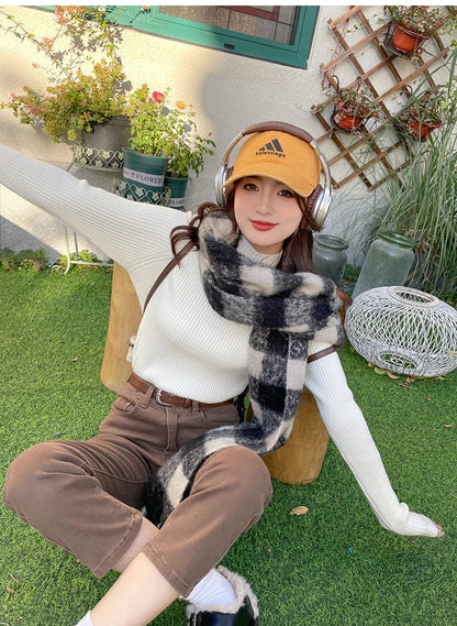 Slim Fit Pullover – Cozy Knit Street Style - LunaKit.LTD